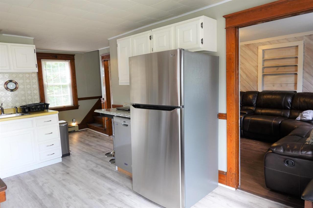 Sunnyside Home Near Sunday River, Black Mountain, Lakes And Hikes Rumford Exterior photo